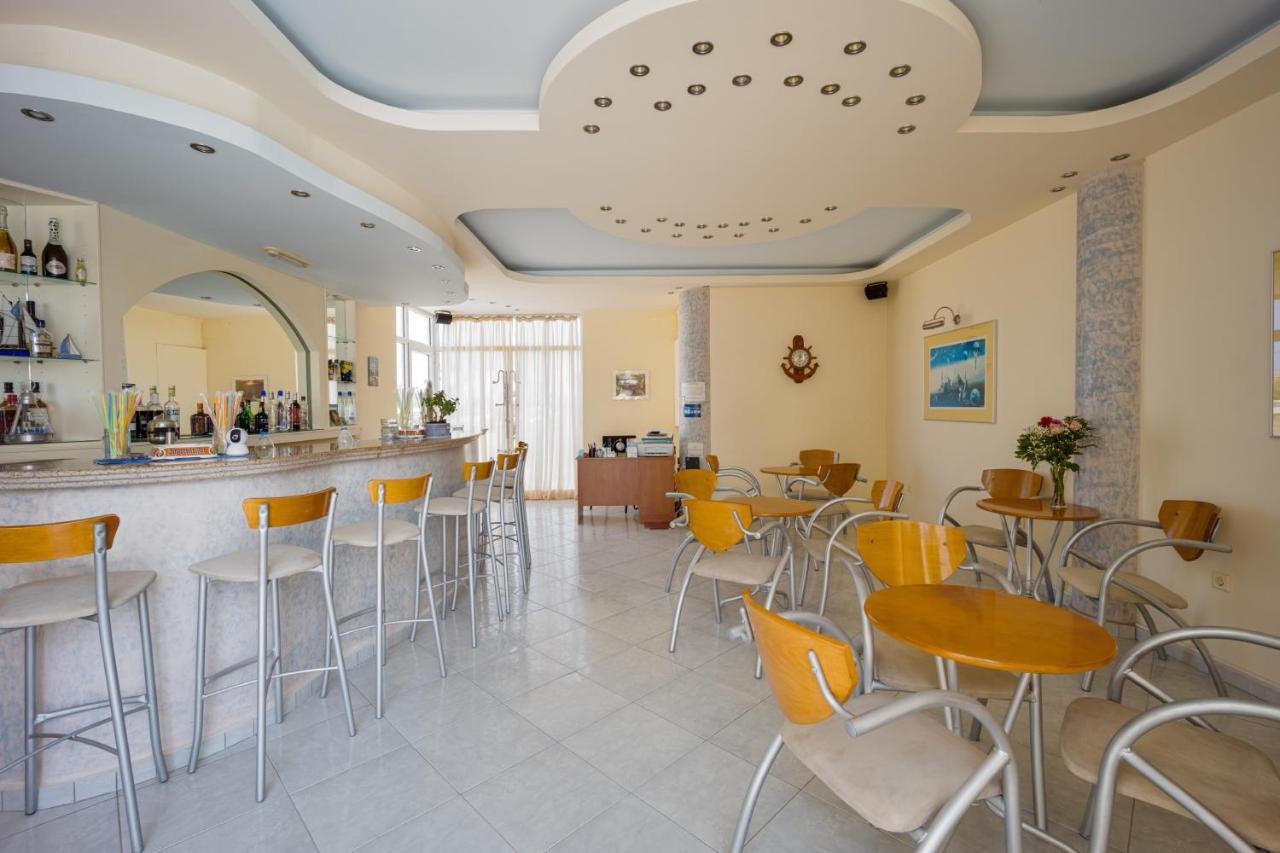 Cosmi Apts Gouves By Estia Exterior foto